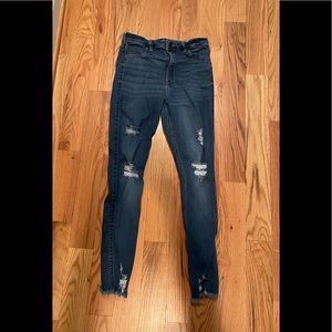 Hollister Ultra High-Rise Jean Legging
